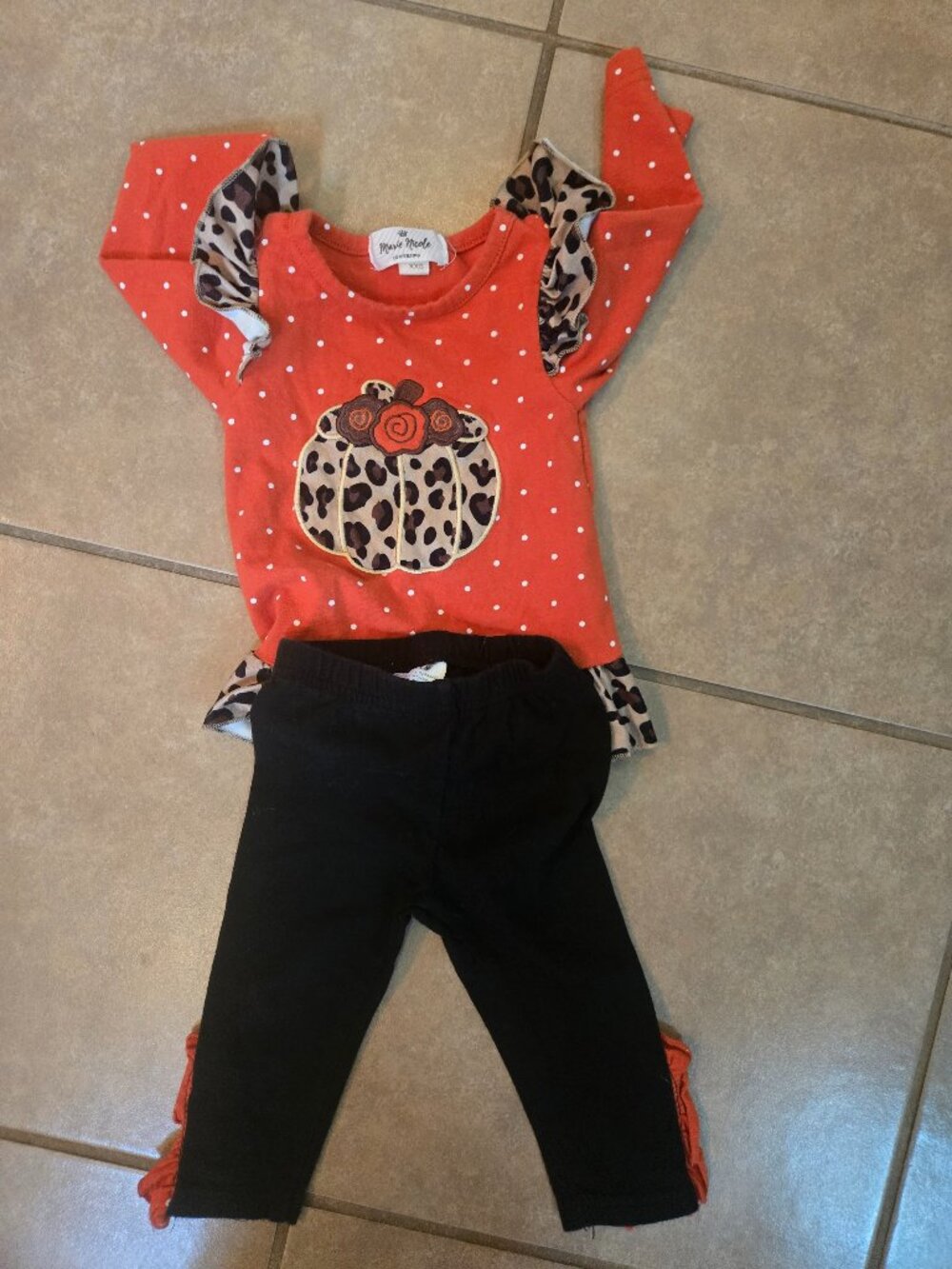 Marie Nicole Pumpkin Leopard Matching Set — Shirt & Pants — NWOT  Adorable Marie